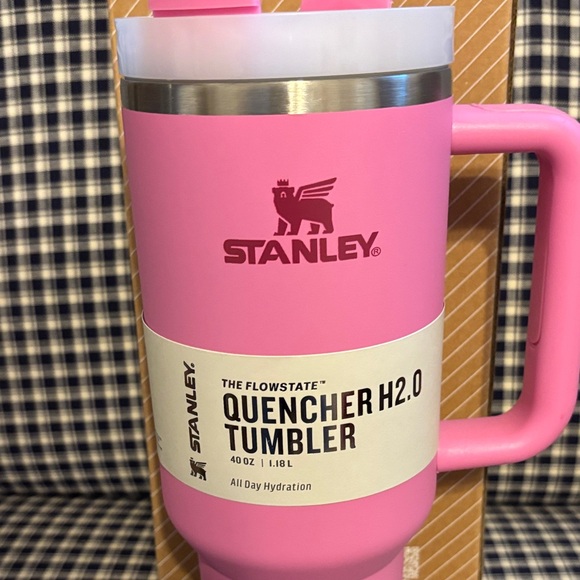 Stanley Pink Quencher 40oz H2.0 Tumbler - Picture 2 of 5
